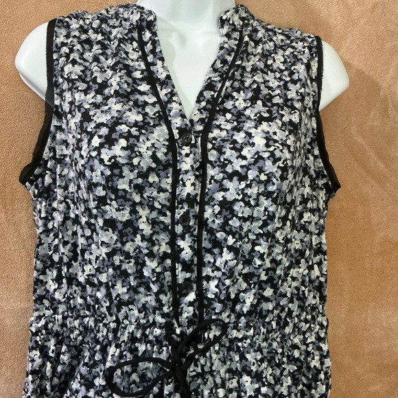 Simply Vera Vera Wang Black and White Floral Mini Dress - Picture 3 of 11